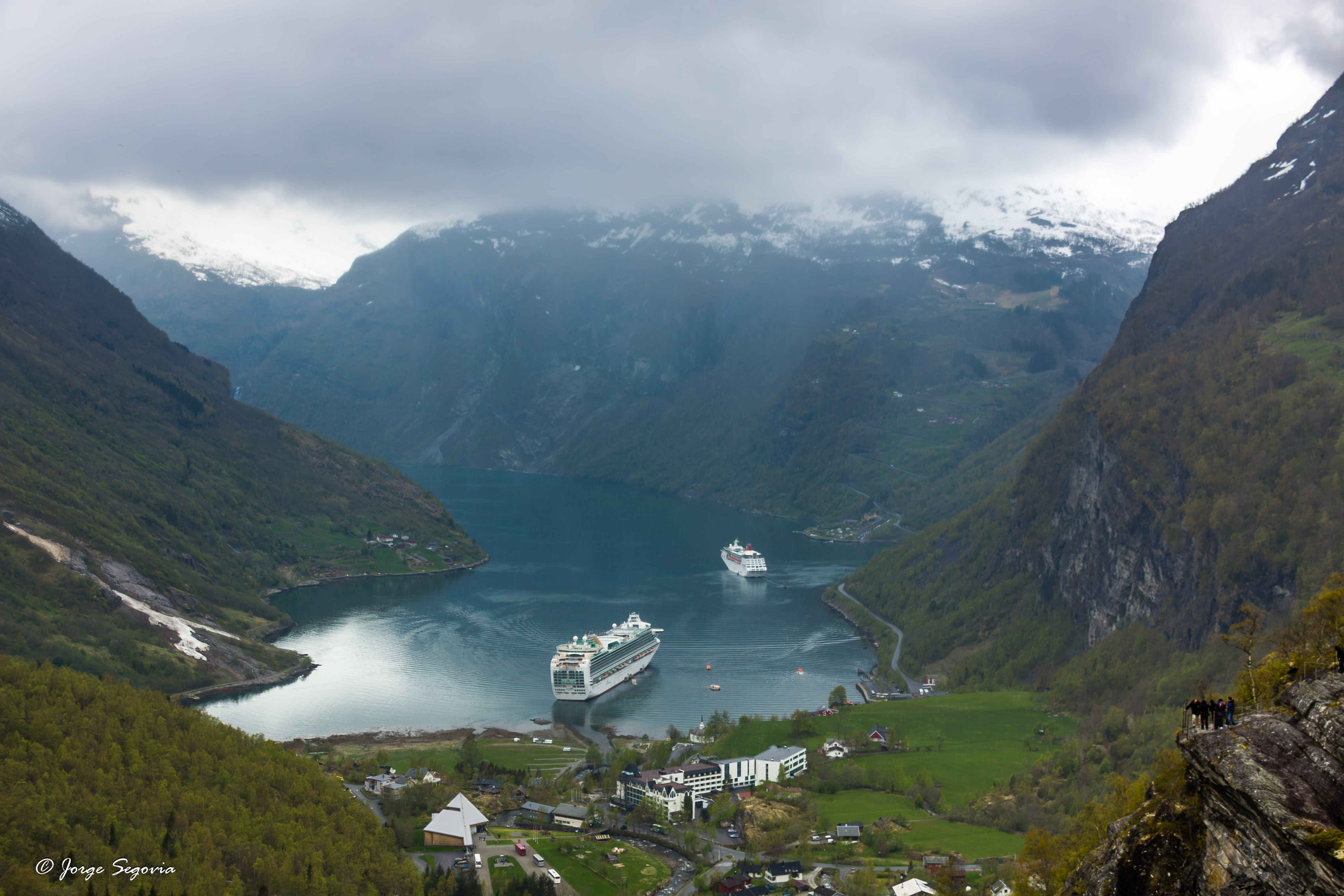 Geiranger, el fiordo noruego de las grandes cascadas