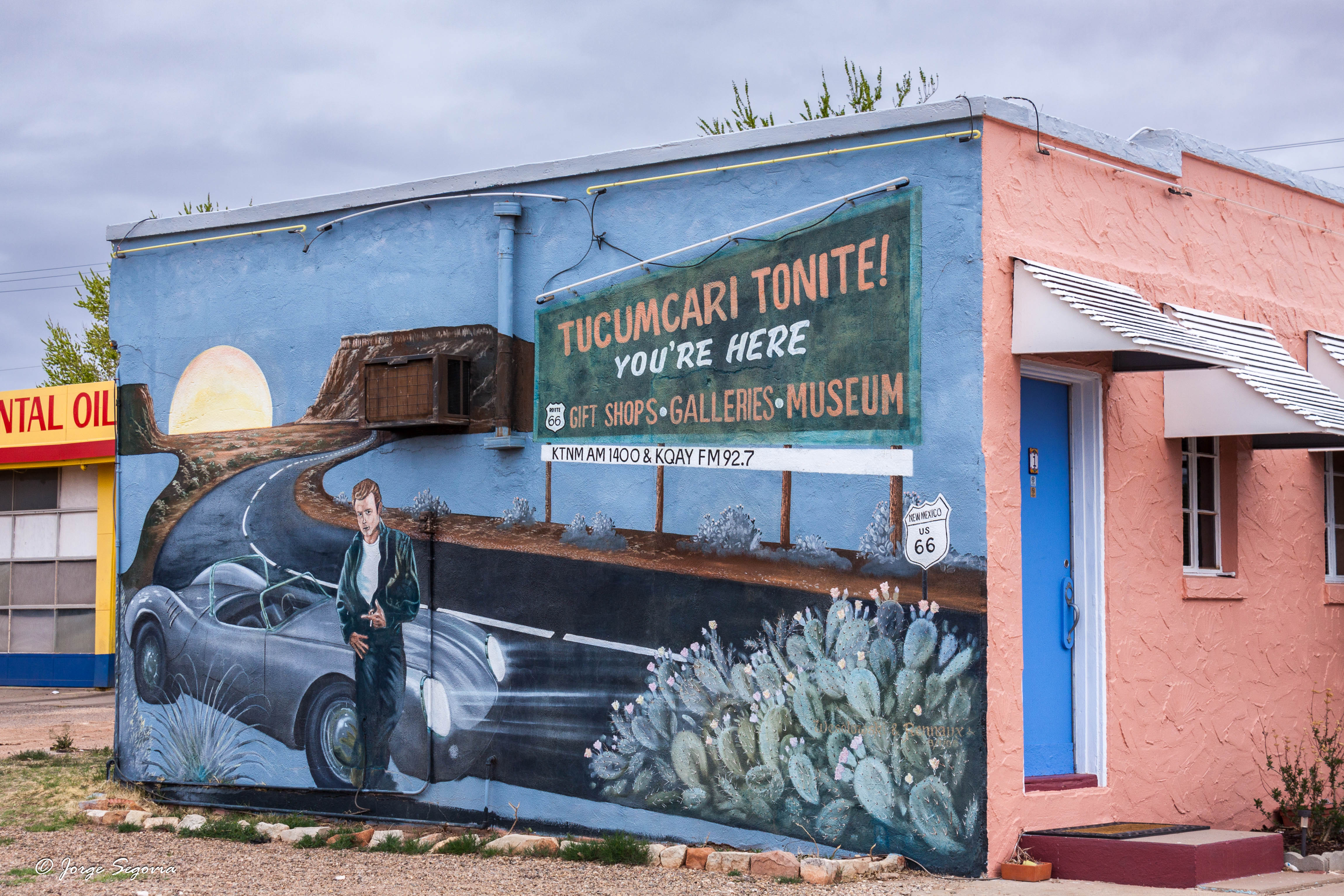 Tucumcari: murales y dinosaurios
